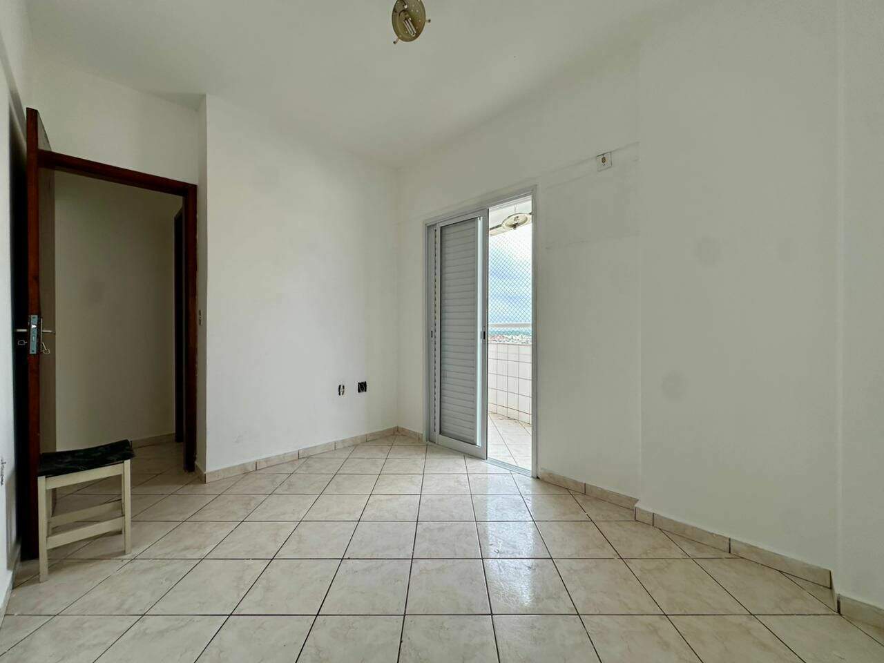 Apartamento à venda no Ocian: 