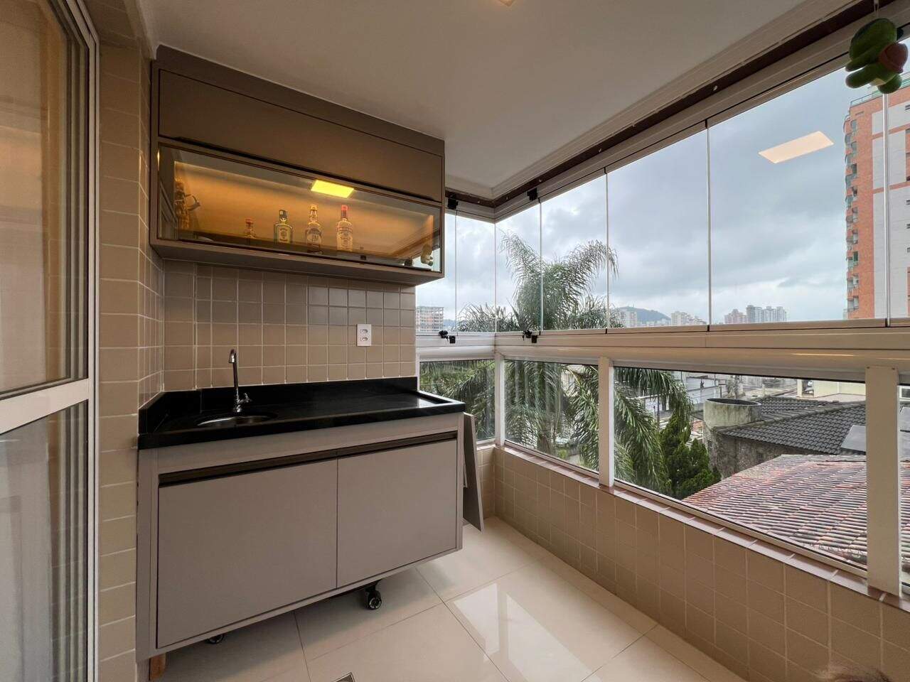 Apartamento à venda no Canto do Forte: 