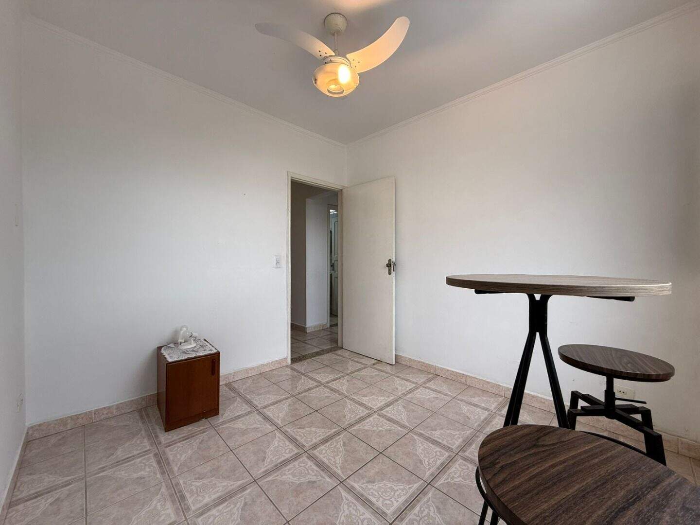 Apartamento à venda no Canto do Forte: 