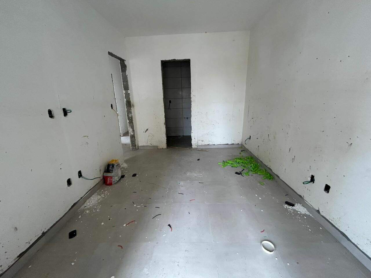 Apartamento à venda no Tupi: 