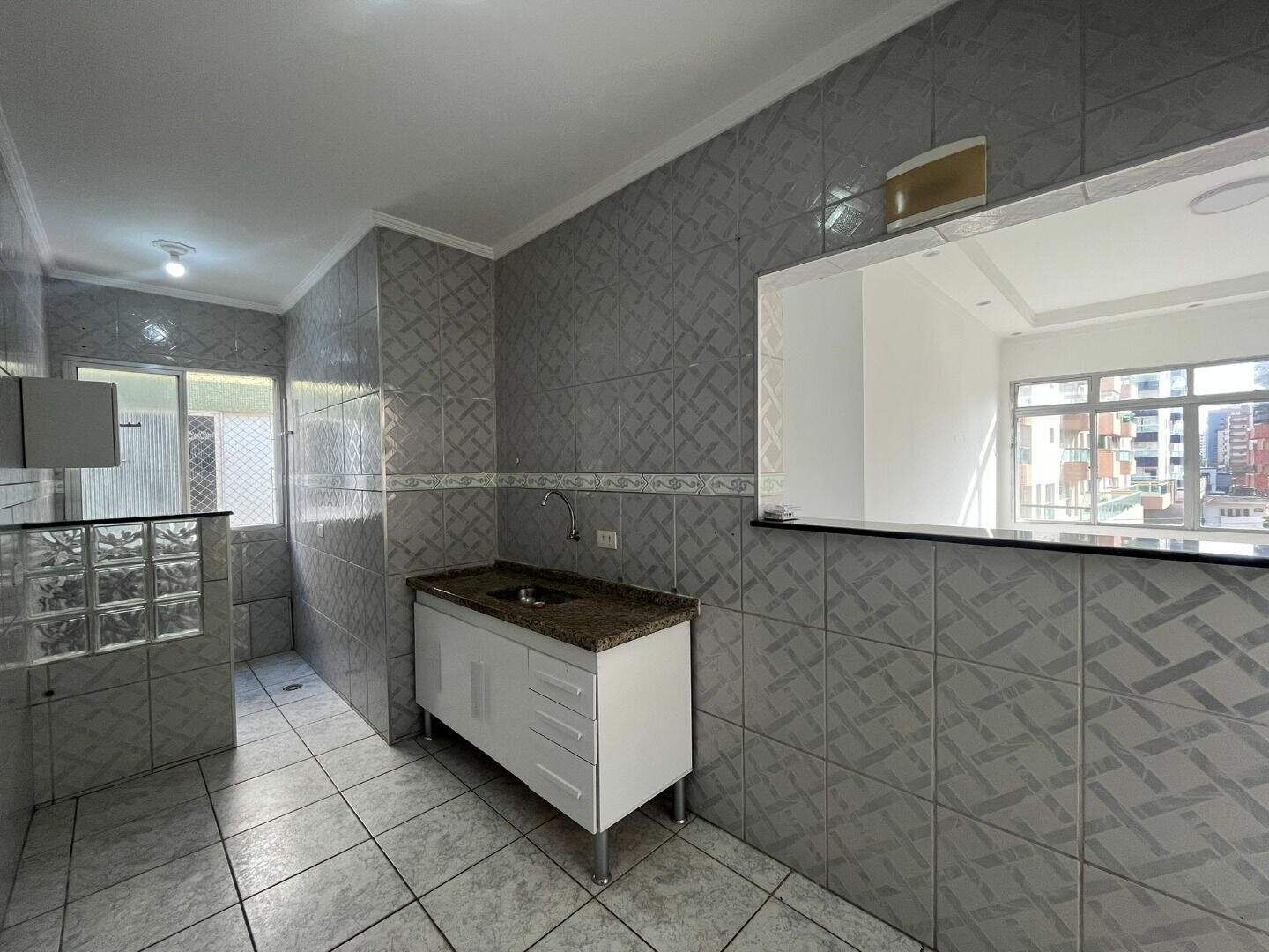 Apartamento à venda no Tupi: 