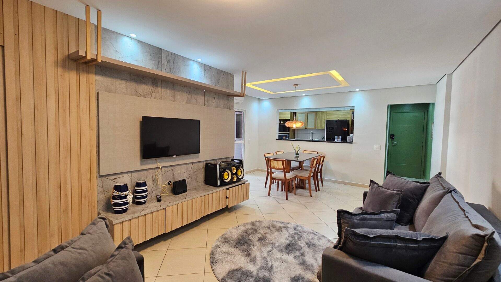 Apartamento à venda no Canto do Forte: 