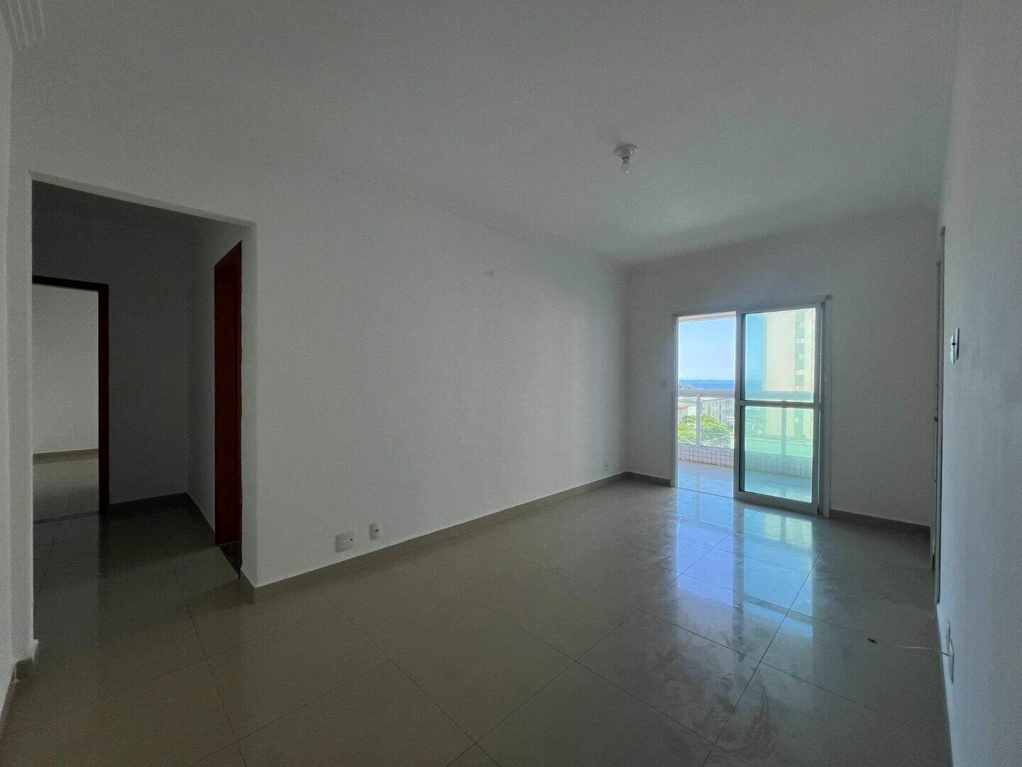 Apartamento à venda no Tupi: 