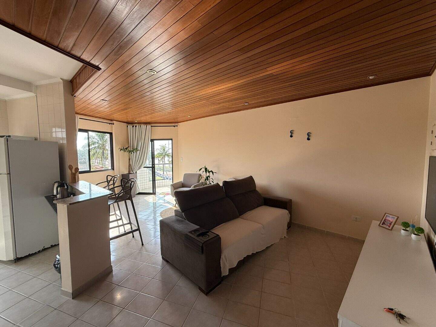 Apartamento à venda no Solemar: 