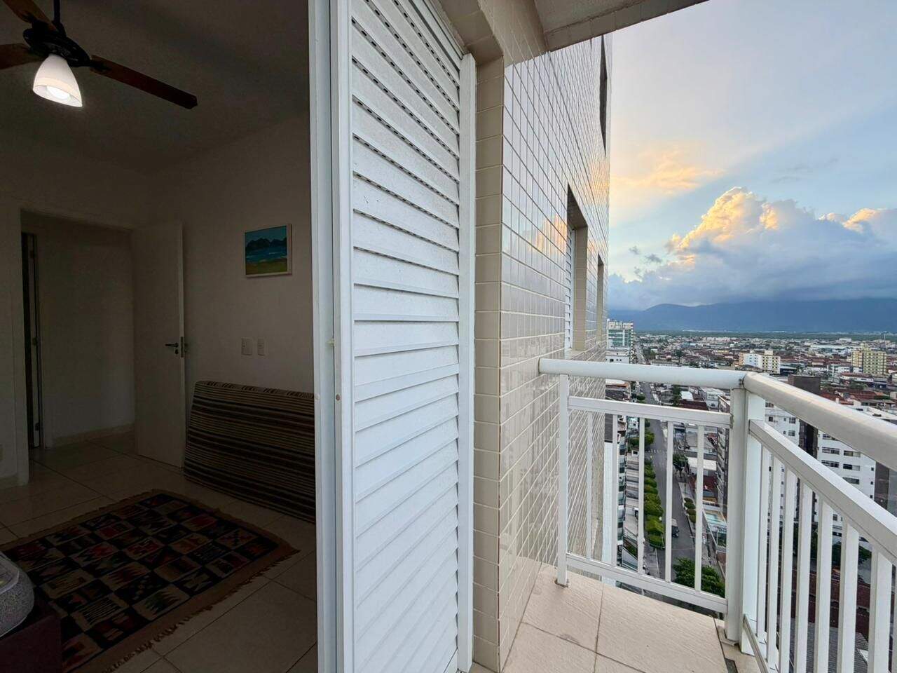 Apartamento à venda no Ocian: 