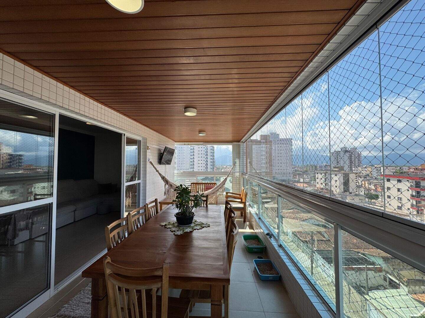 Apartamento à venda no Ocian: 