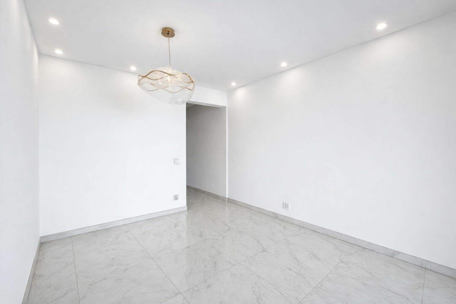 Apartamento à venda no Guilhermina: 