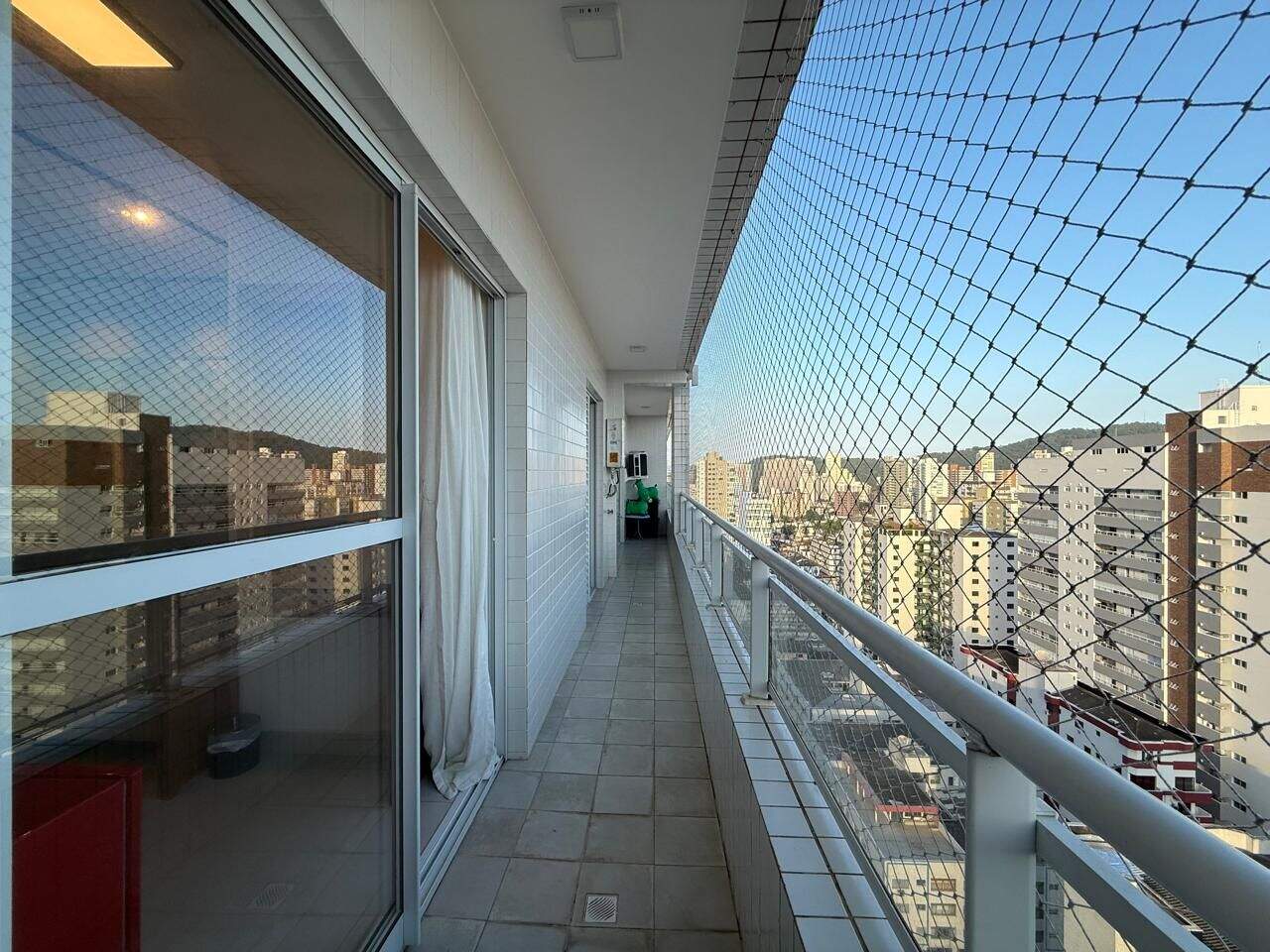 Apartamento Duplex à venda no Canto do Forte: 