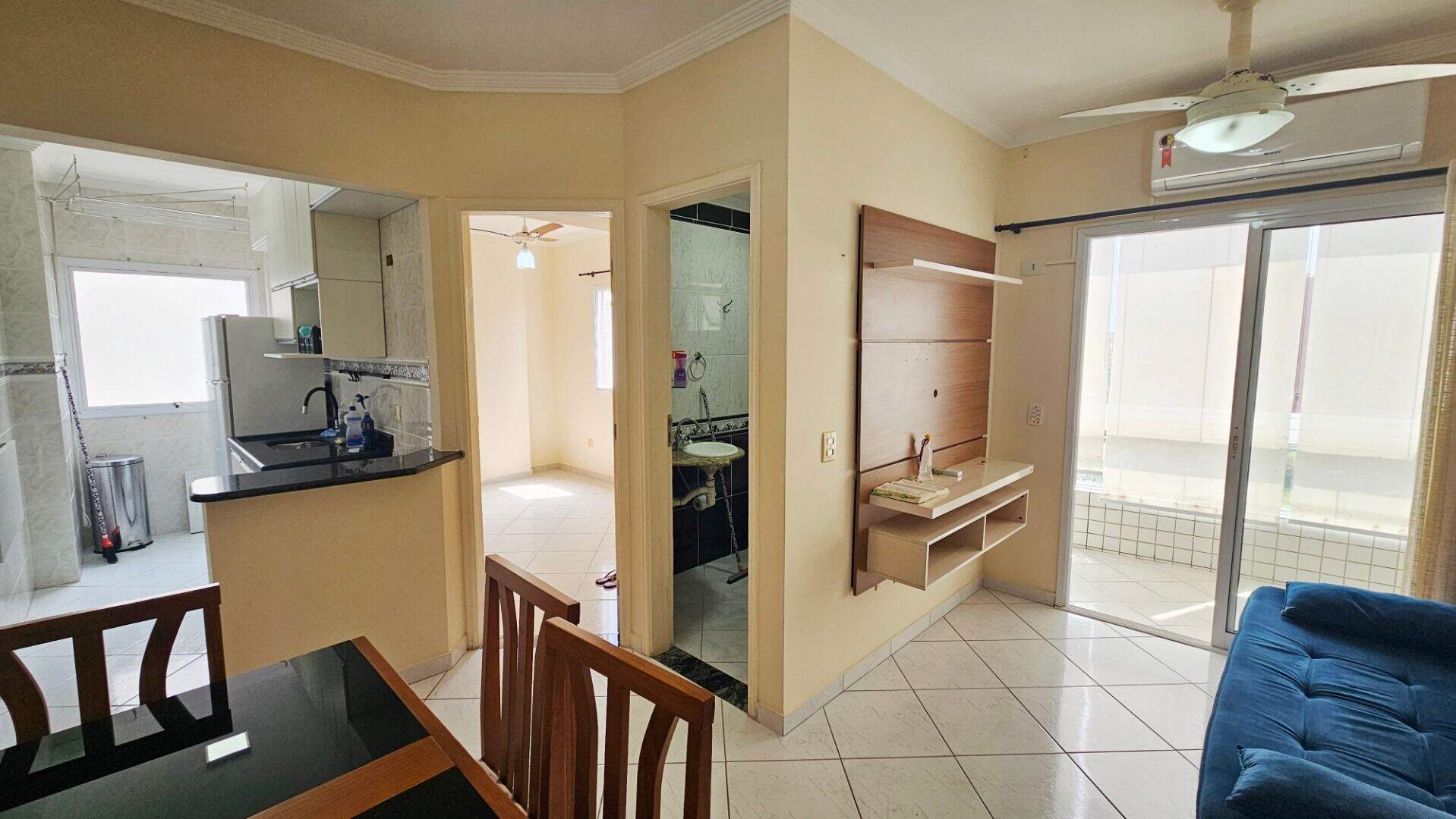 Apartamento à venda no Canto do Forte: 