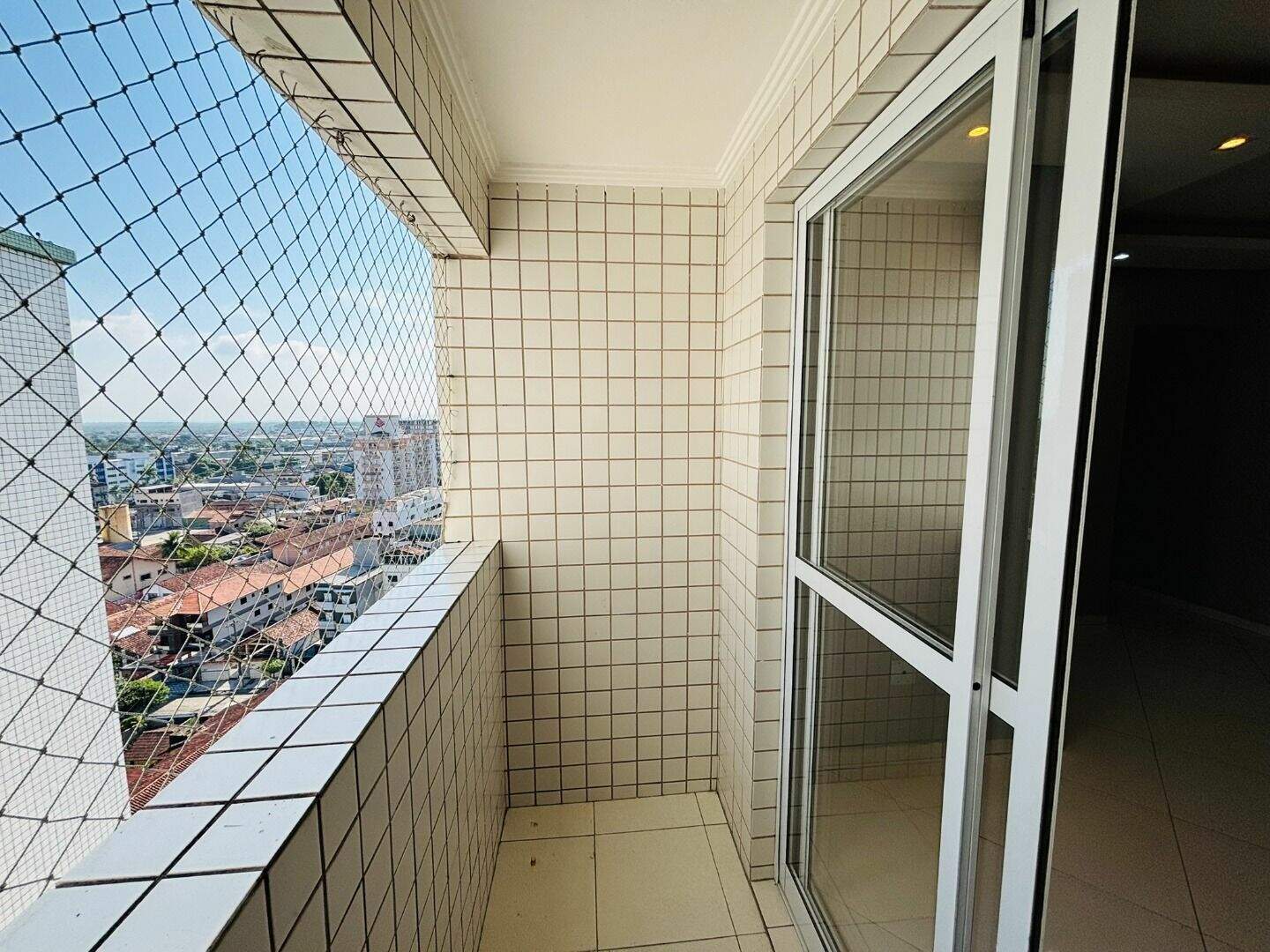 Apartamento à venda no Aviação: 