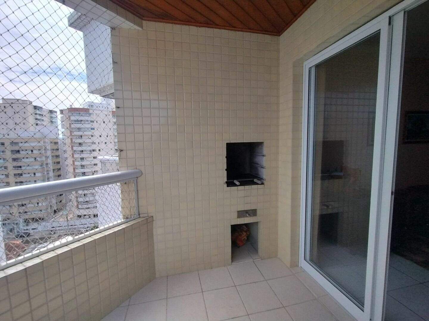 Apartamento à venda no Guilhermina: 