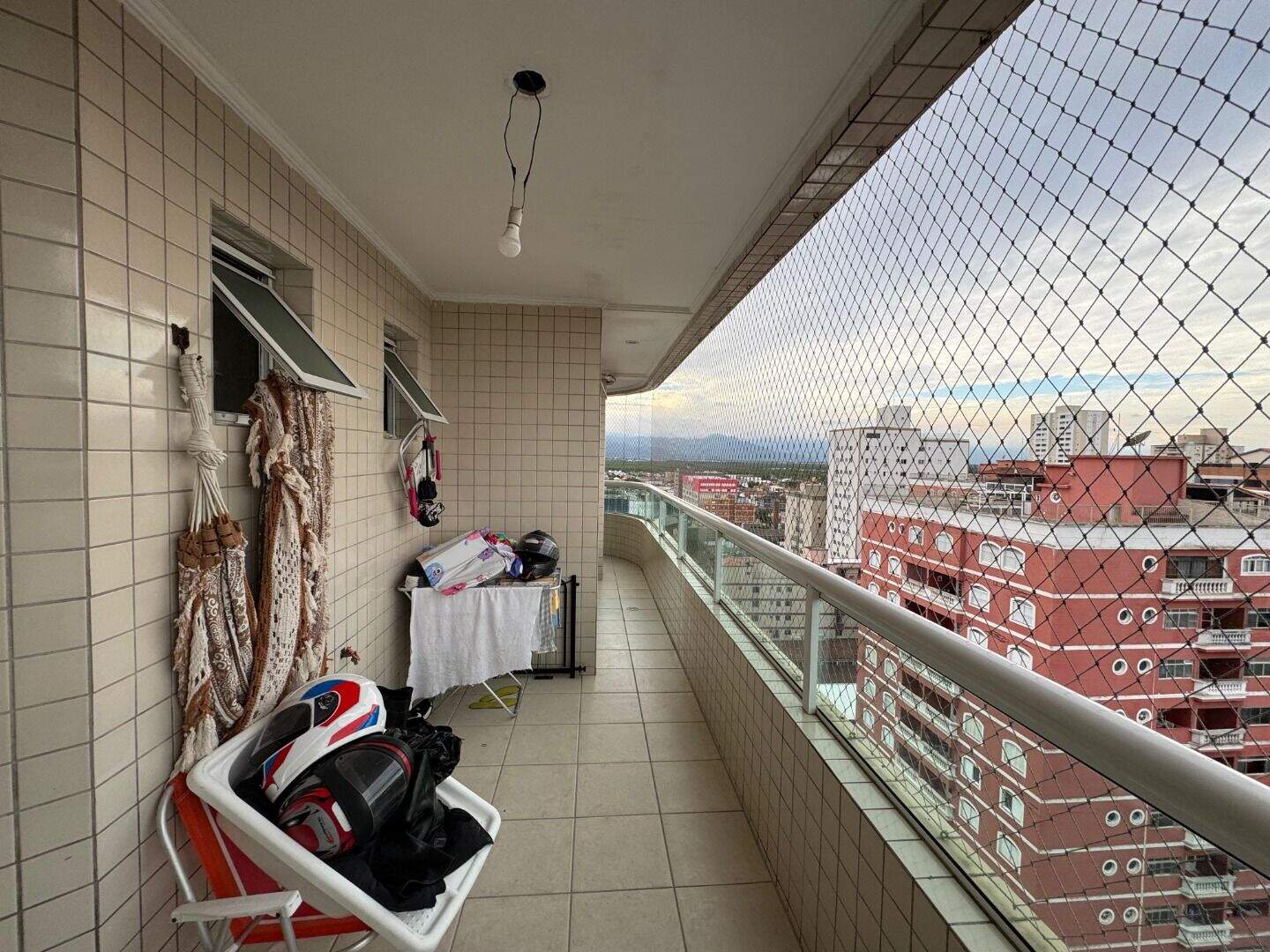 Apartamento à venda no Tupi: 