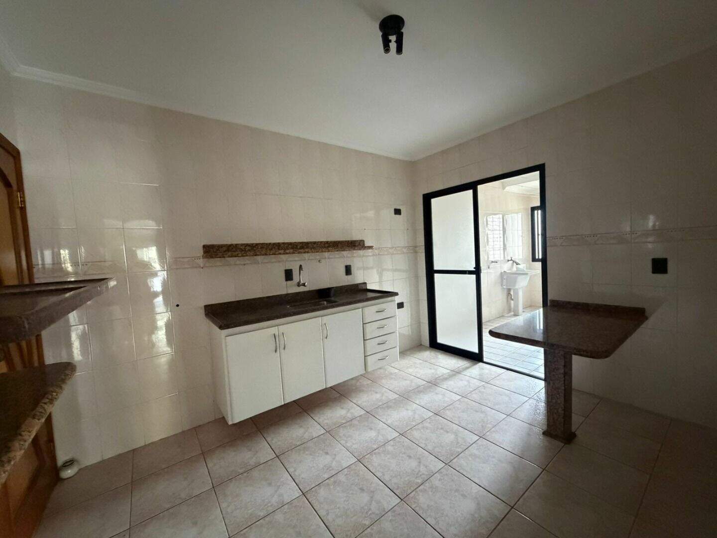Apartamento à venda no Canto do Forte: 