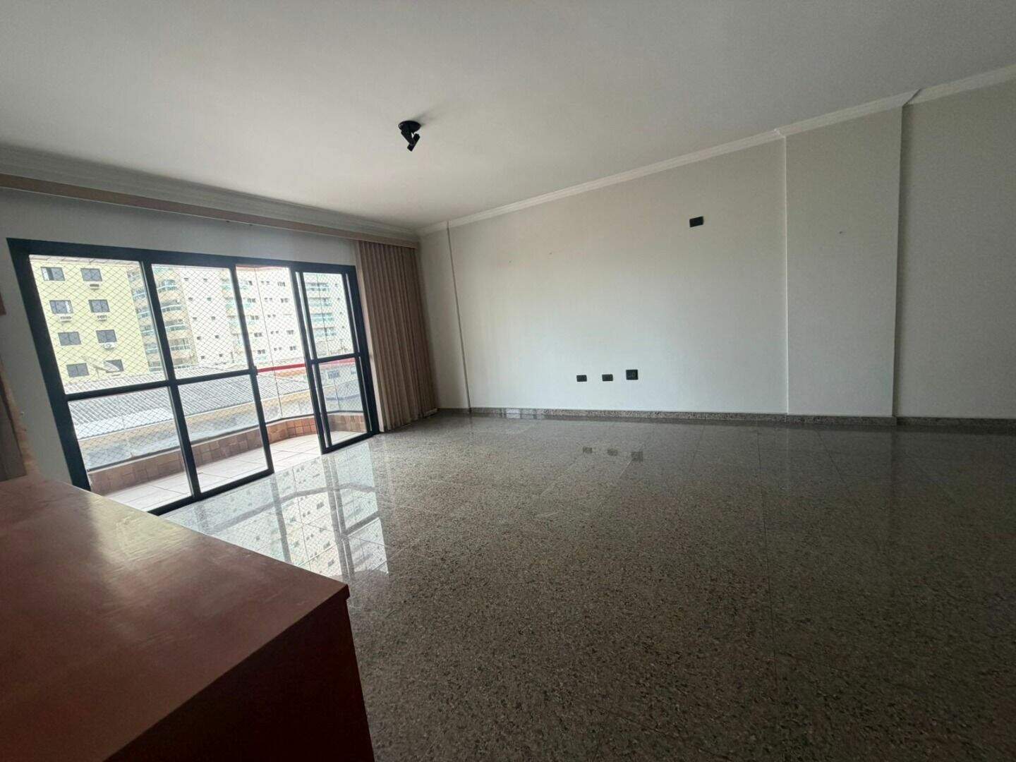 Apartamento à venda no Canto do Forte: 
