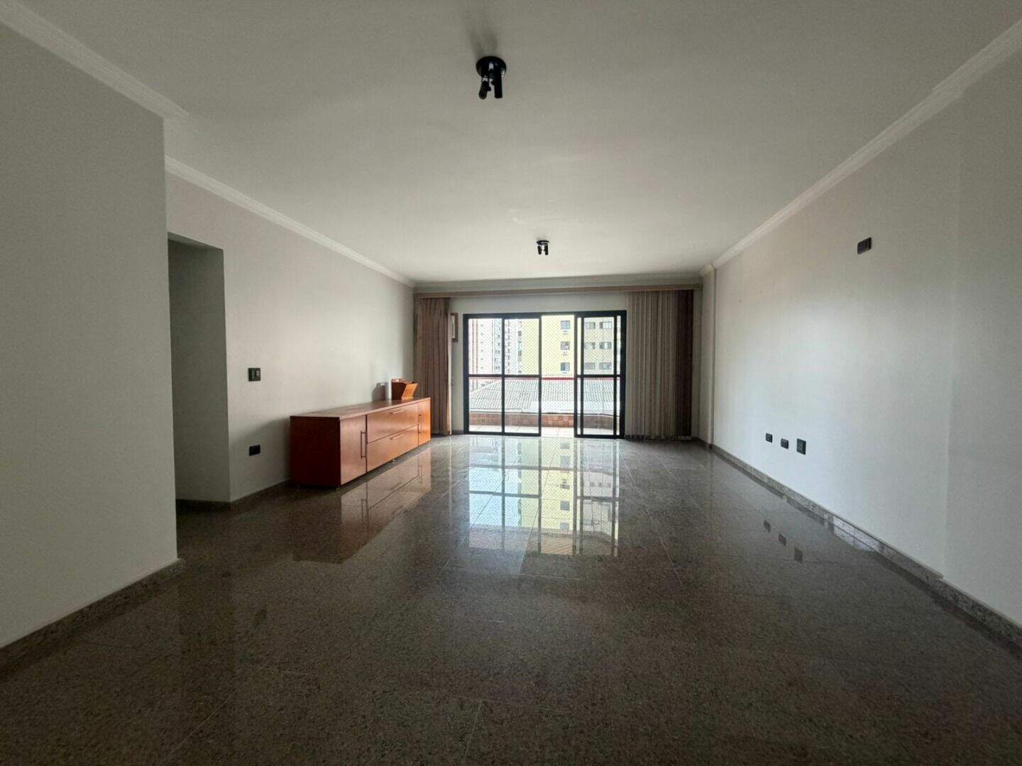Apartamento à venda no Canto do Forte: 