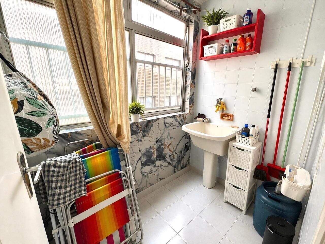 Apartamento à venda no Canto do Forte: 