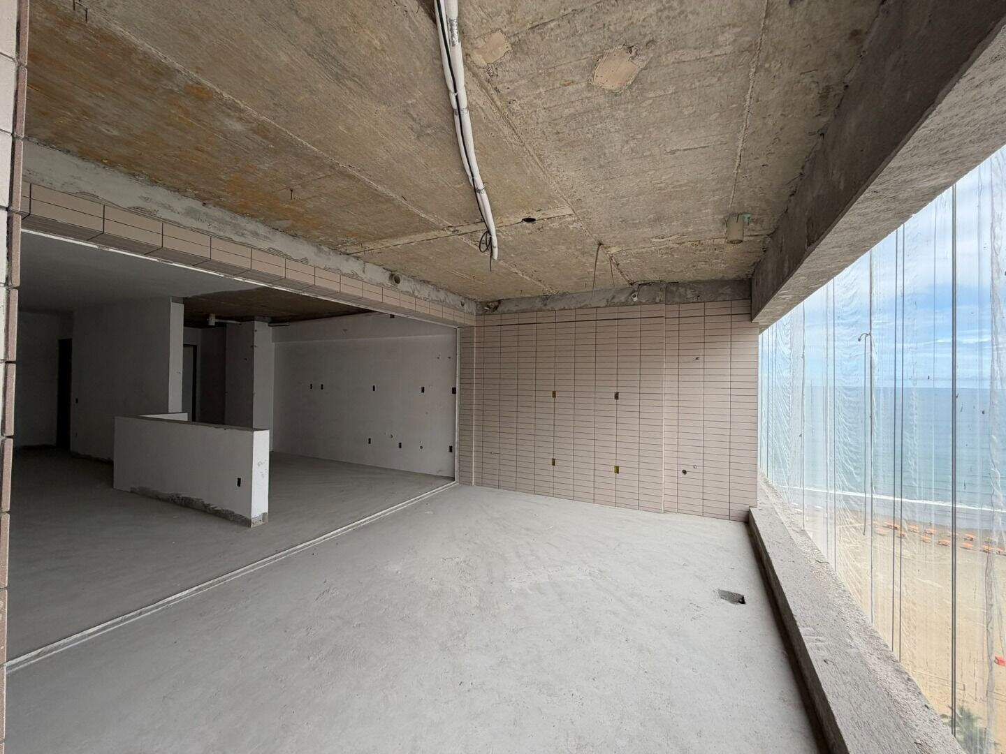 Apartamento à venda no Canto do Forte: 