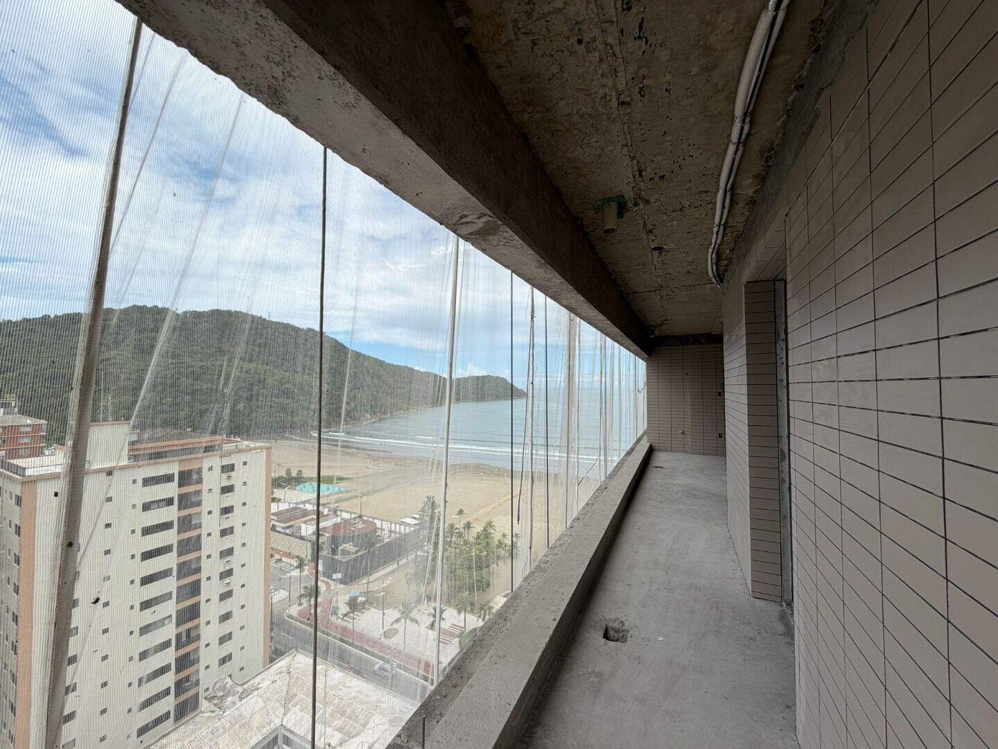 Apartamento à venda no Canto do Forte: 