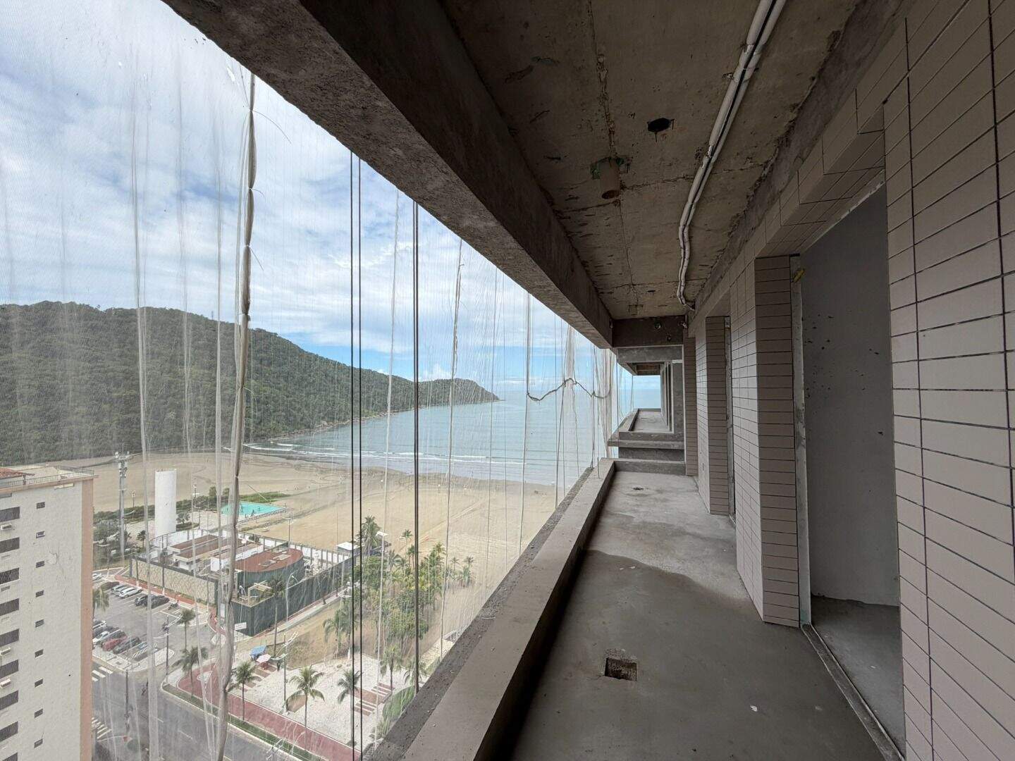 Apartamento à venda no Canto do Forte: 