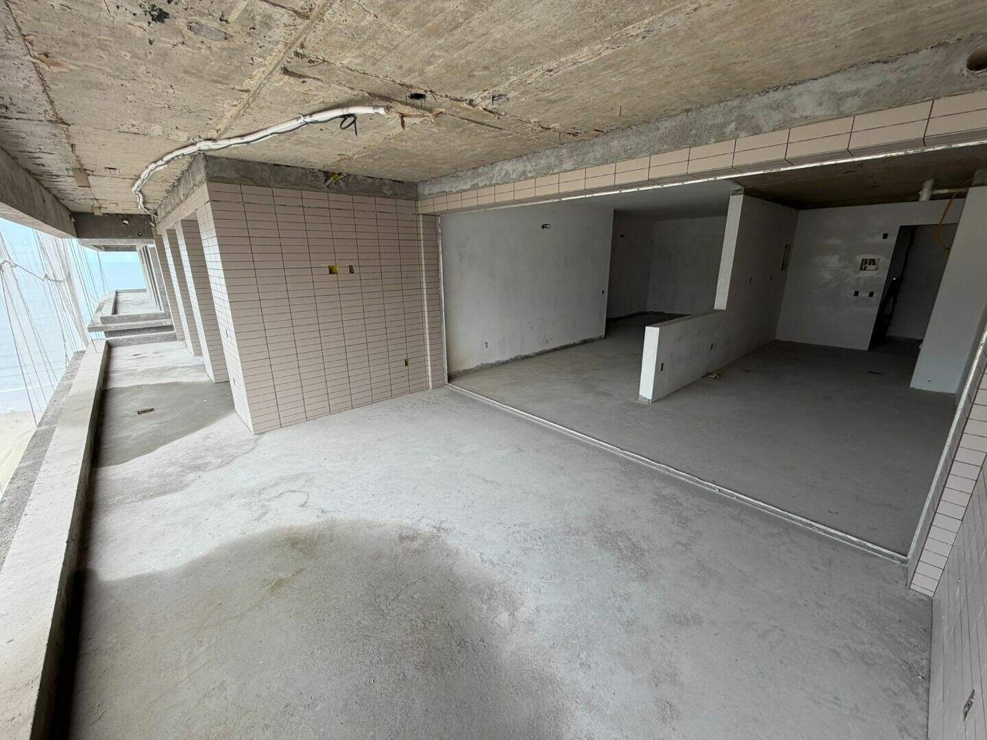 Apartamento à venda no Canto do Forte: 