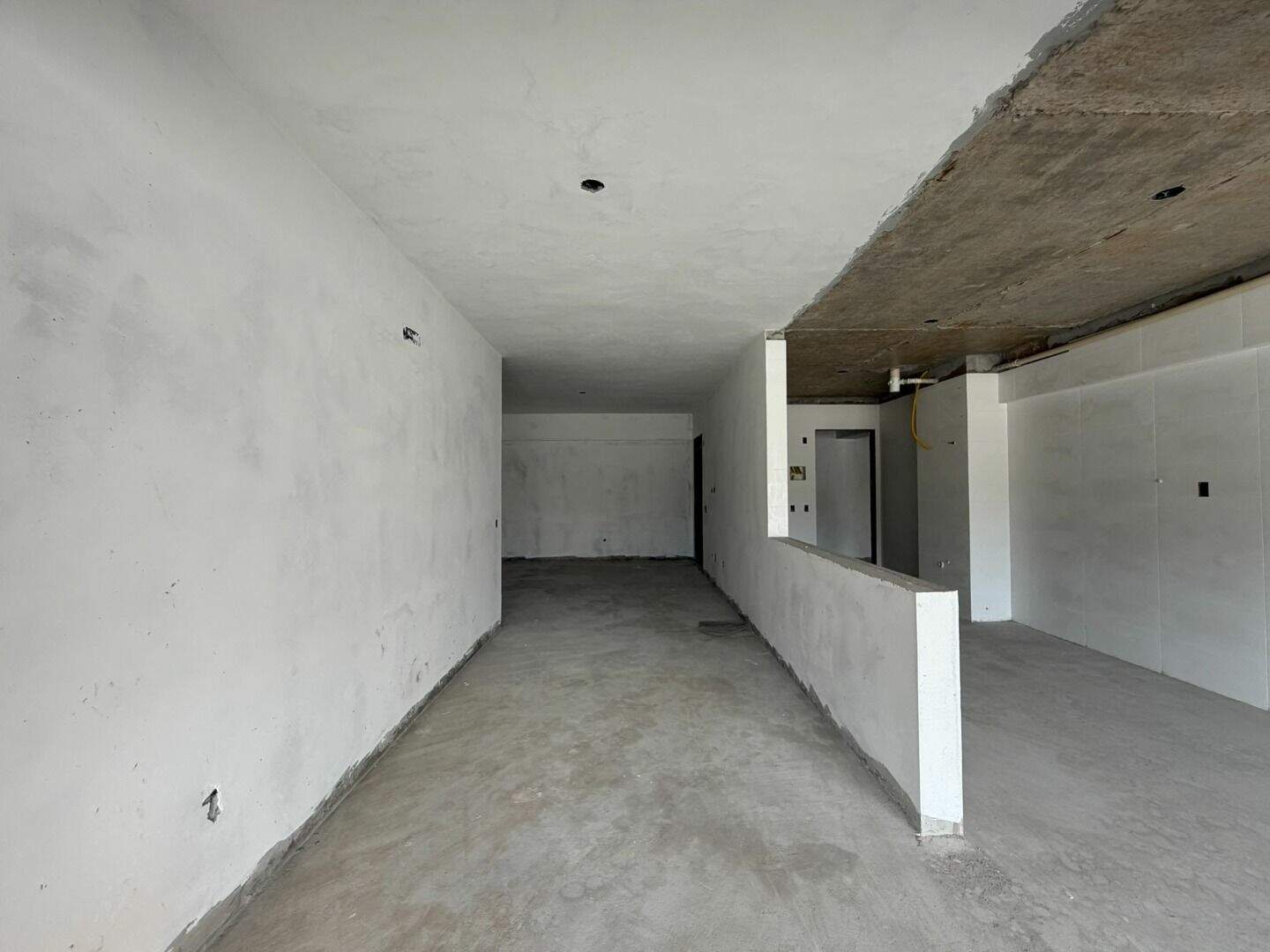 Apartamento à venda no Canto do Forte: 