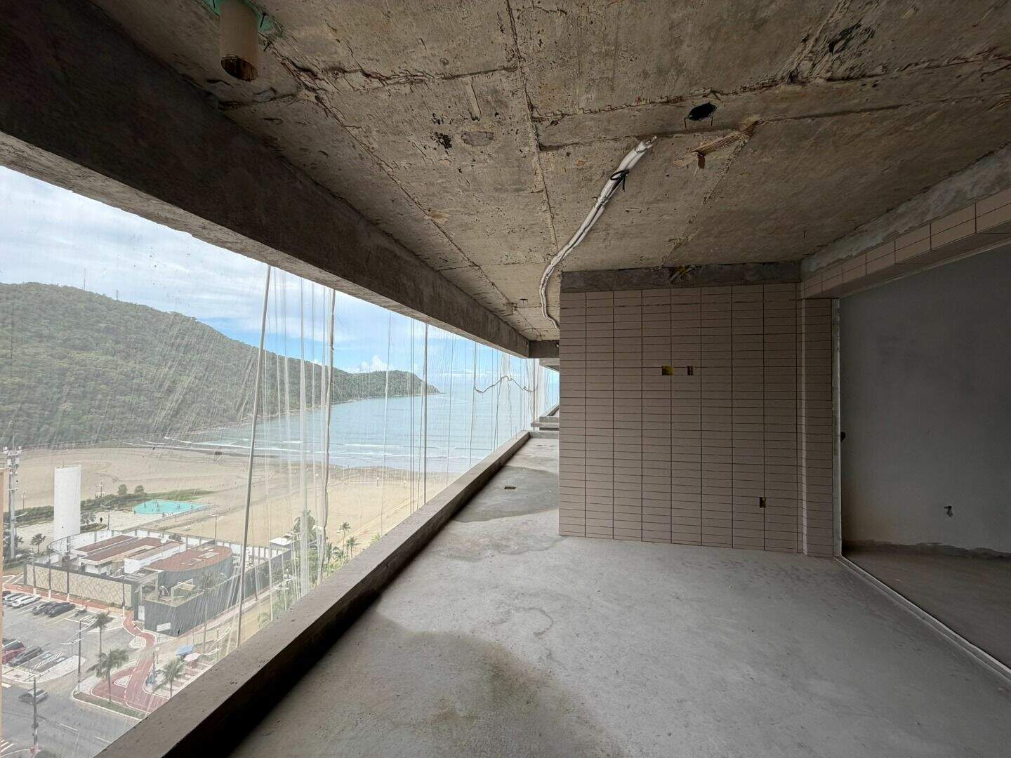 Apartamento à venda no Canto do Forte: 