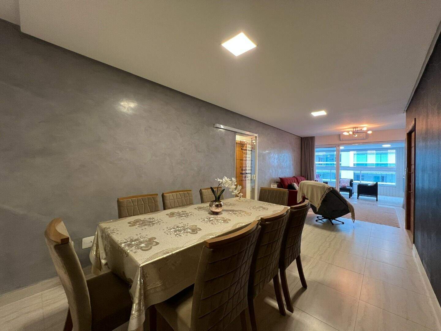Apartamento à venda no Caiçara: 