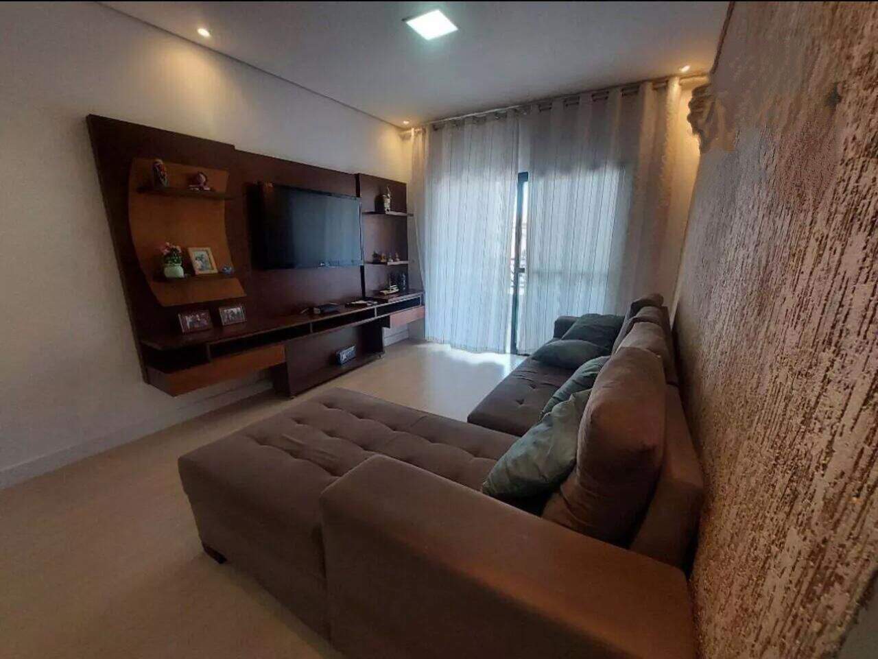 Apartamento à venda no Guilhermina: 
