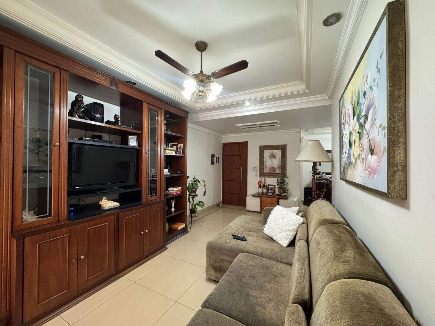 Apartamento à venda no Tupi: 