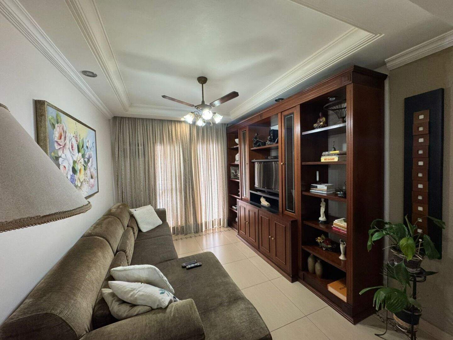Apartamento à venda no Tupi: 