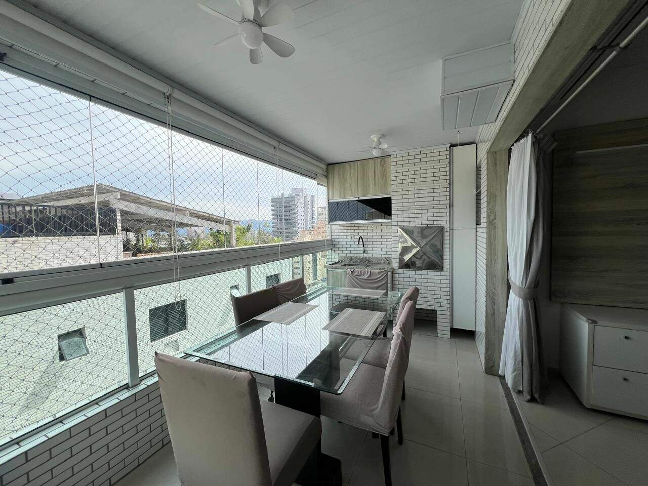 Apartamento à venda no Canto do Forte: 