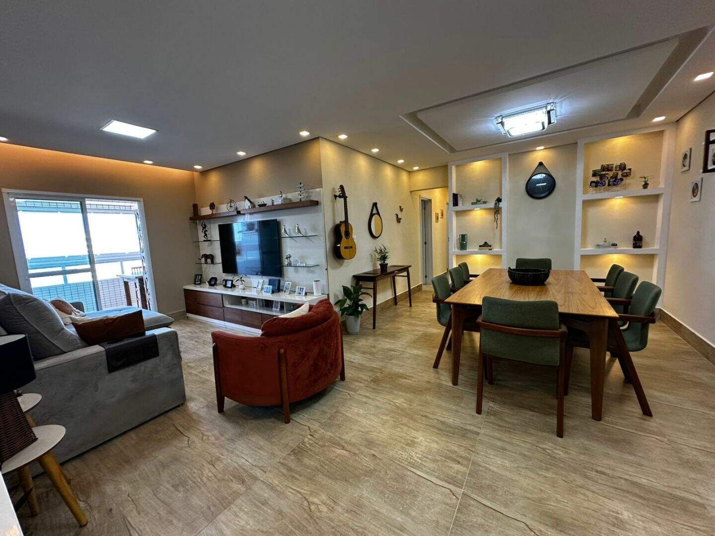 Apartamento à venda no Tupi: 