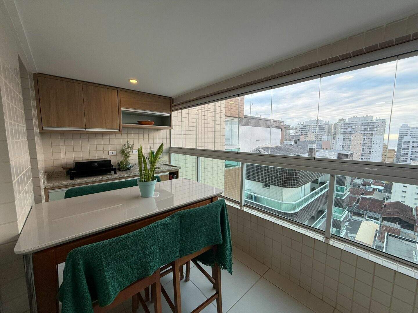 Apartamento à venda no Tupi: 
