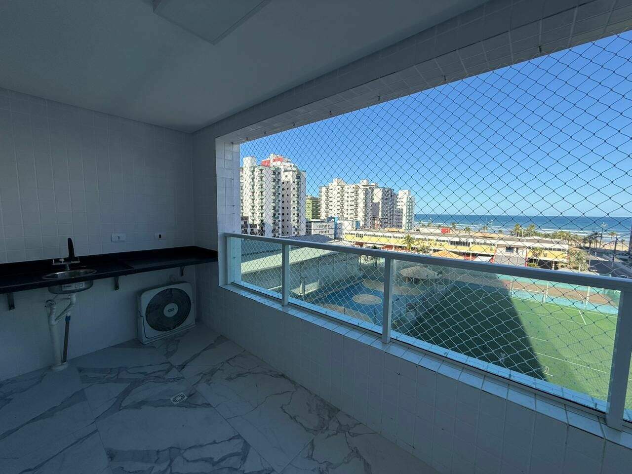 Apartamento à venda no Ocian: 