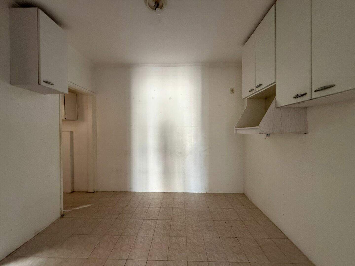 Apartamento à venda no Tupi: 