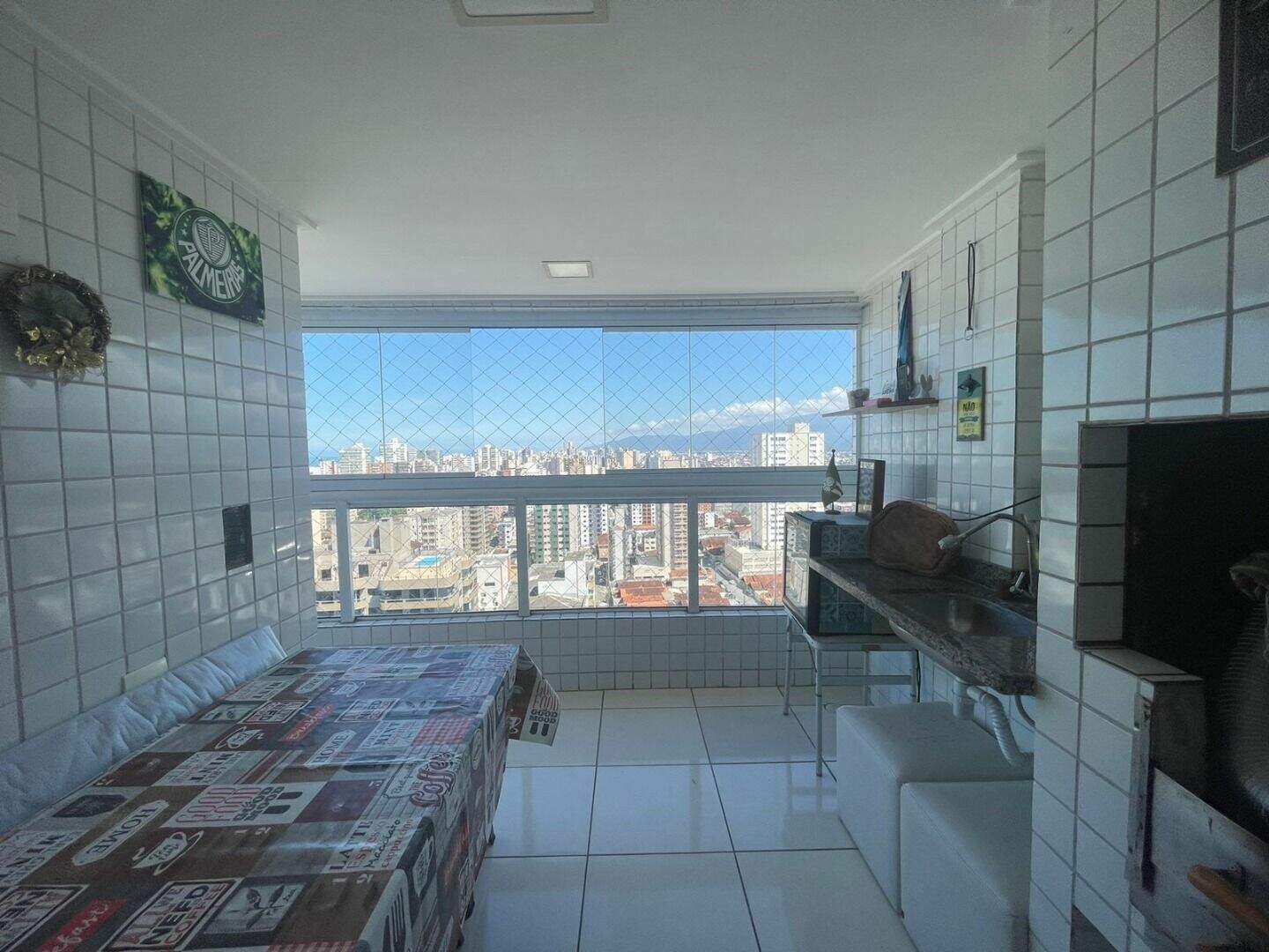Apartamento à venda no Tupi: 