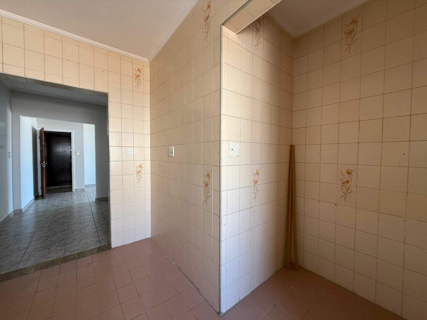 Apartamento à venda no Tupi: 