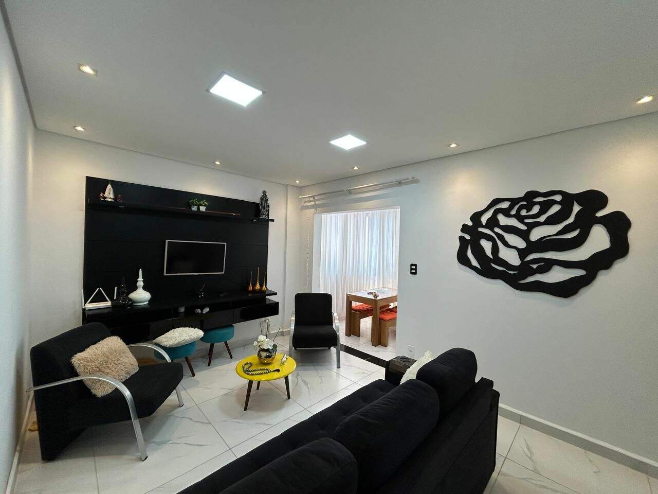 Apartamento à venda no Vilamar: 