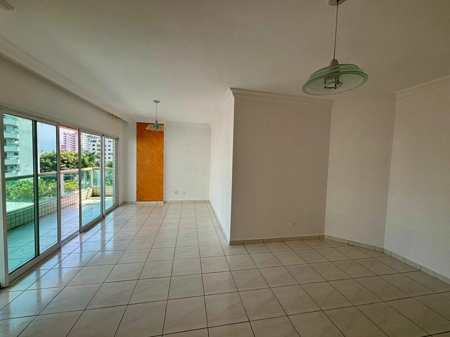 Apartamento à venda no Tupi: 