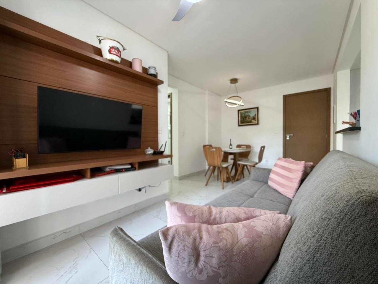 Apartamento à venda no Canto do Forte: 