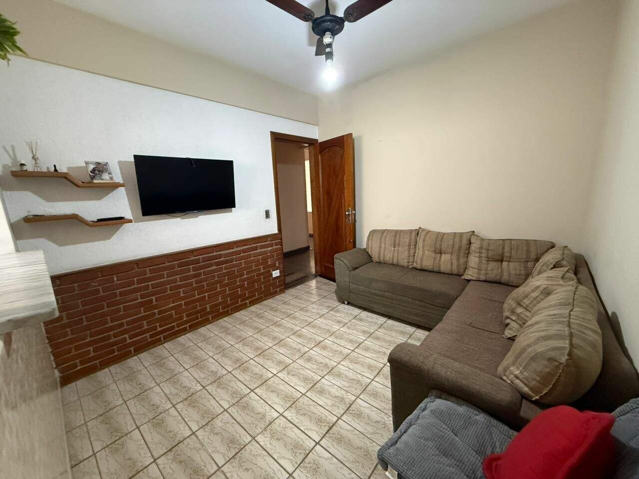 Apartamento à venda no Tupi: 