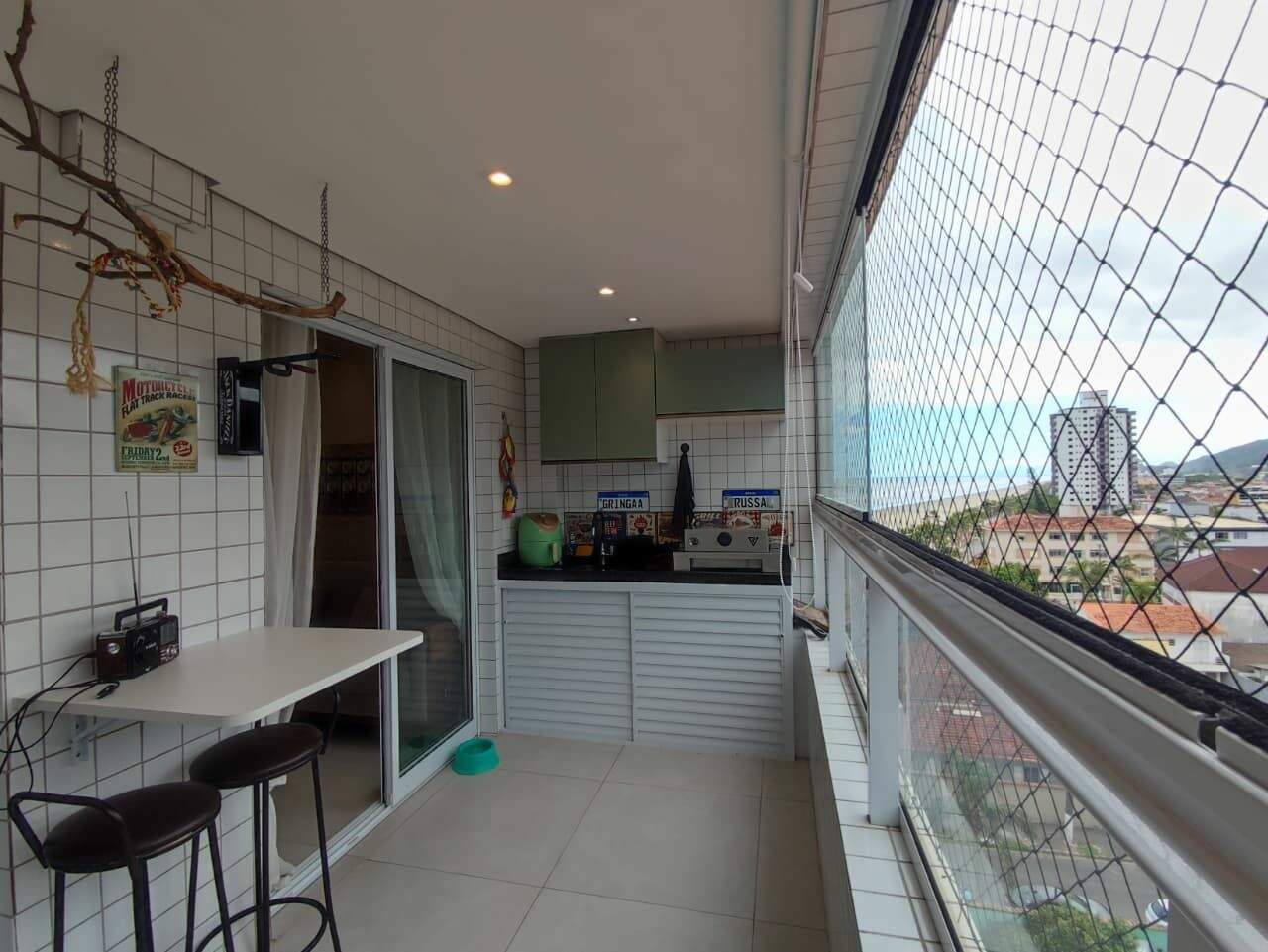 Apartamento à venda no Solemar: 