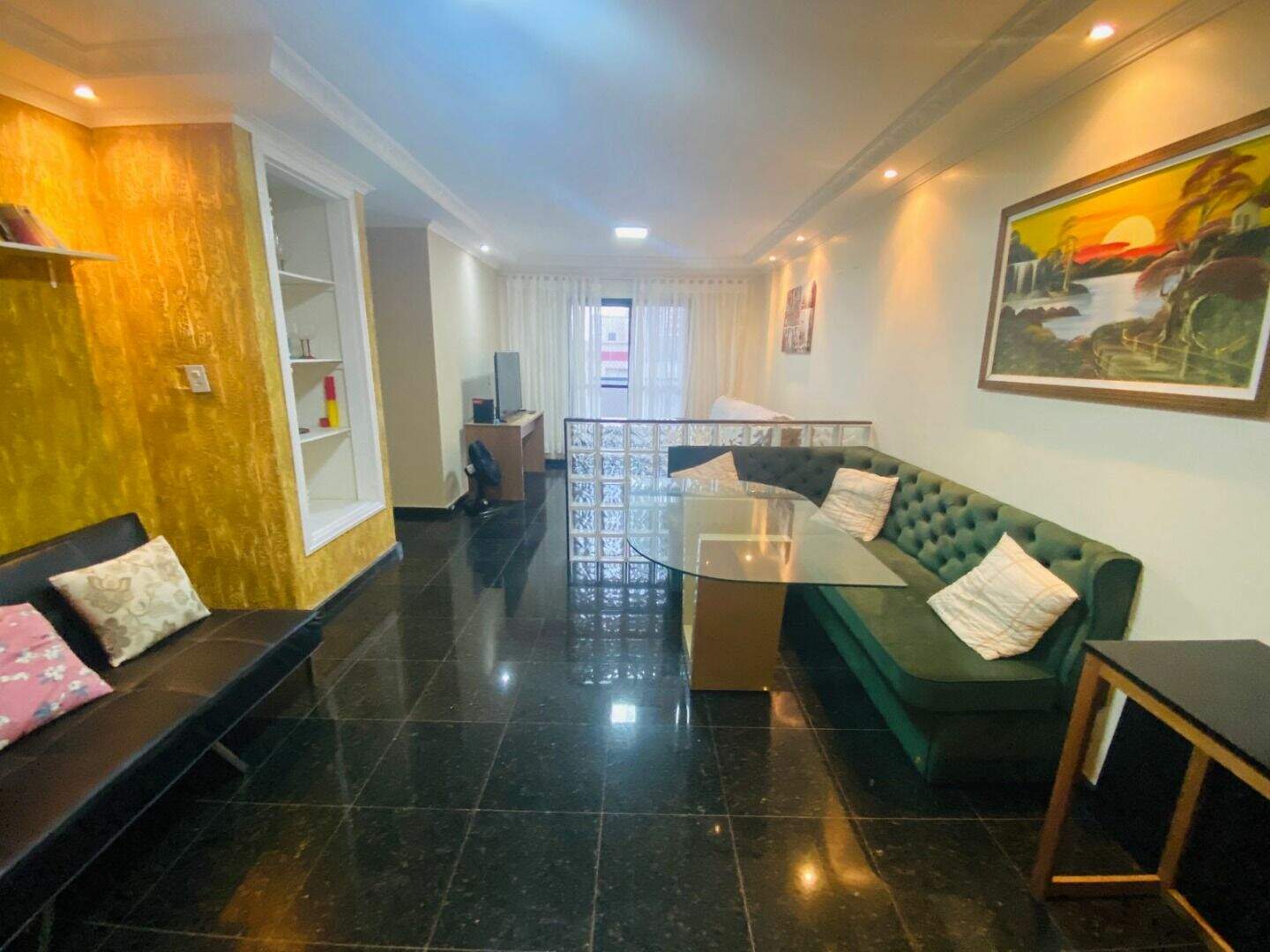 Apartamento à venda no Tupi: 