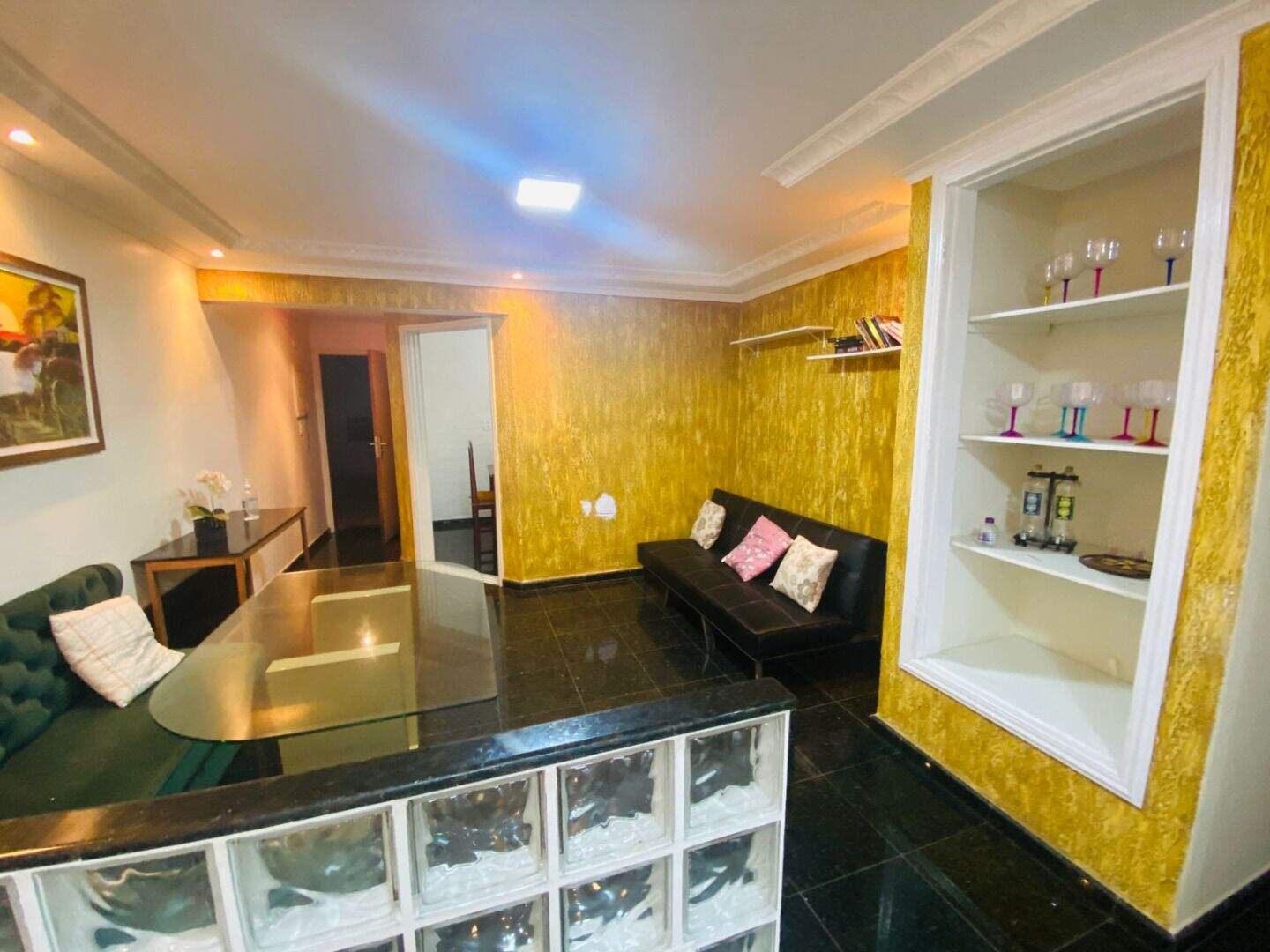 Apartamento à venda no Tupi: 