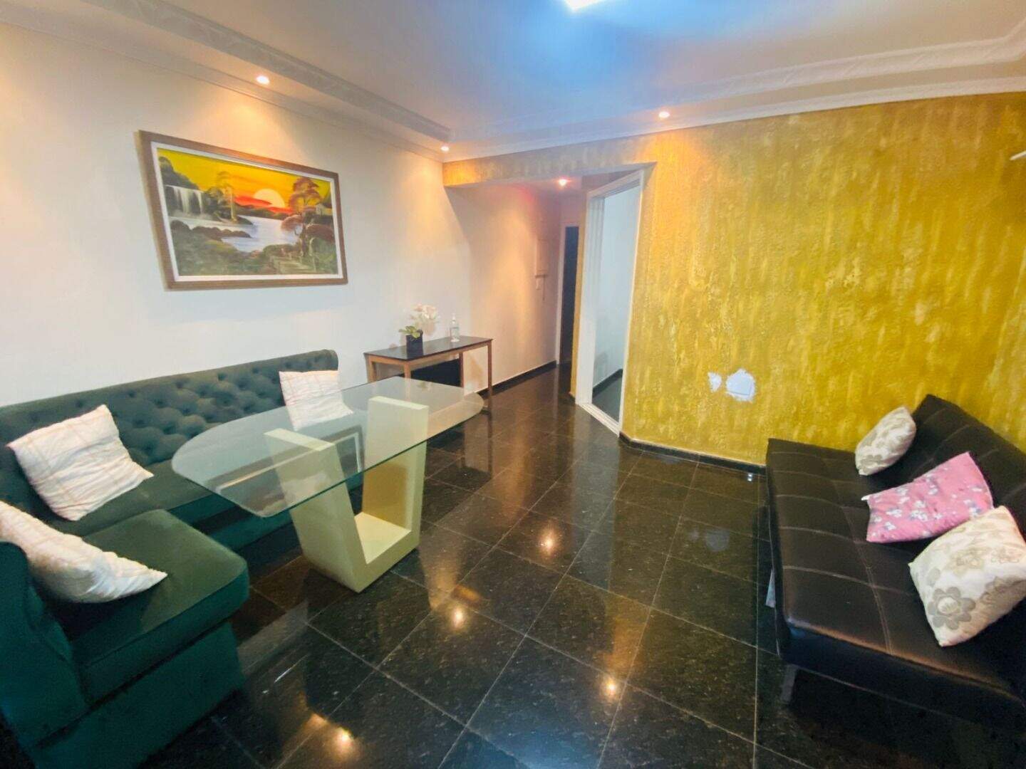 Apartamento à venda no Tupi: 