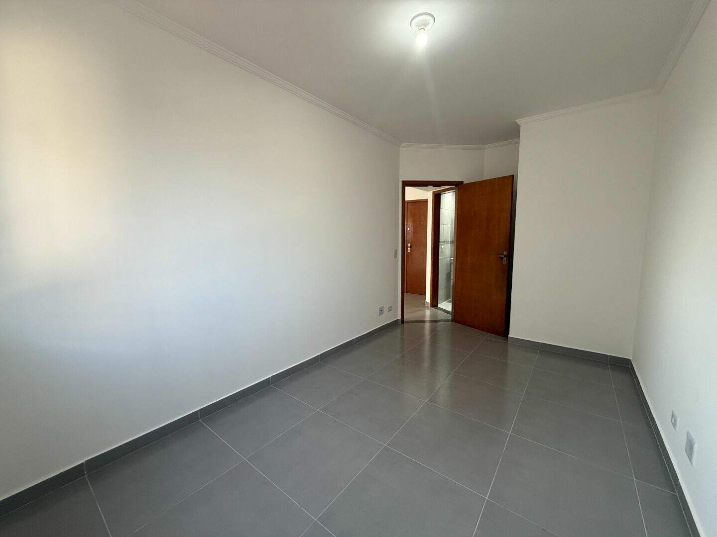 Apartamento à venda no Tupi: 