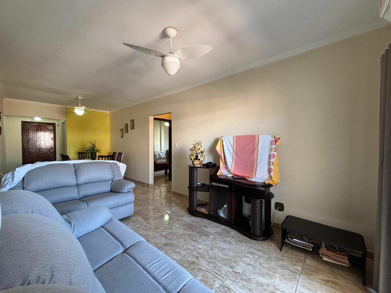 Apartamento à venda no Tupi: 