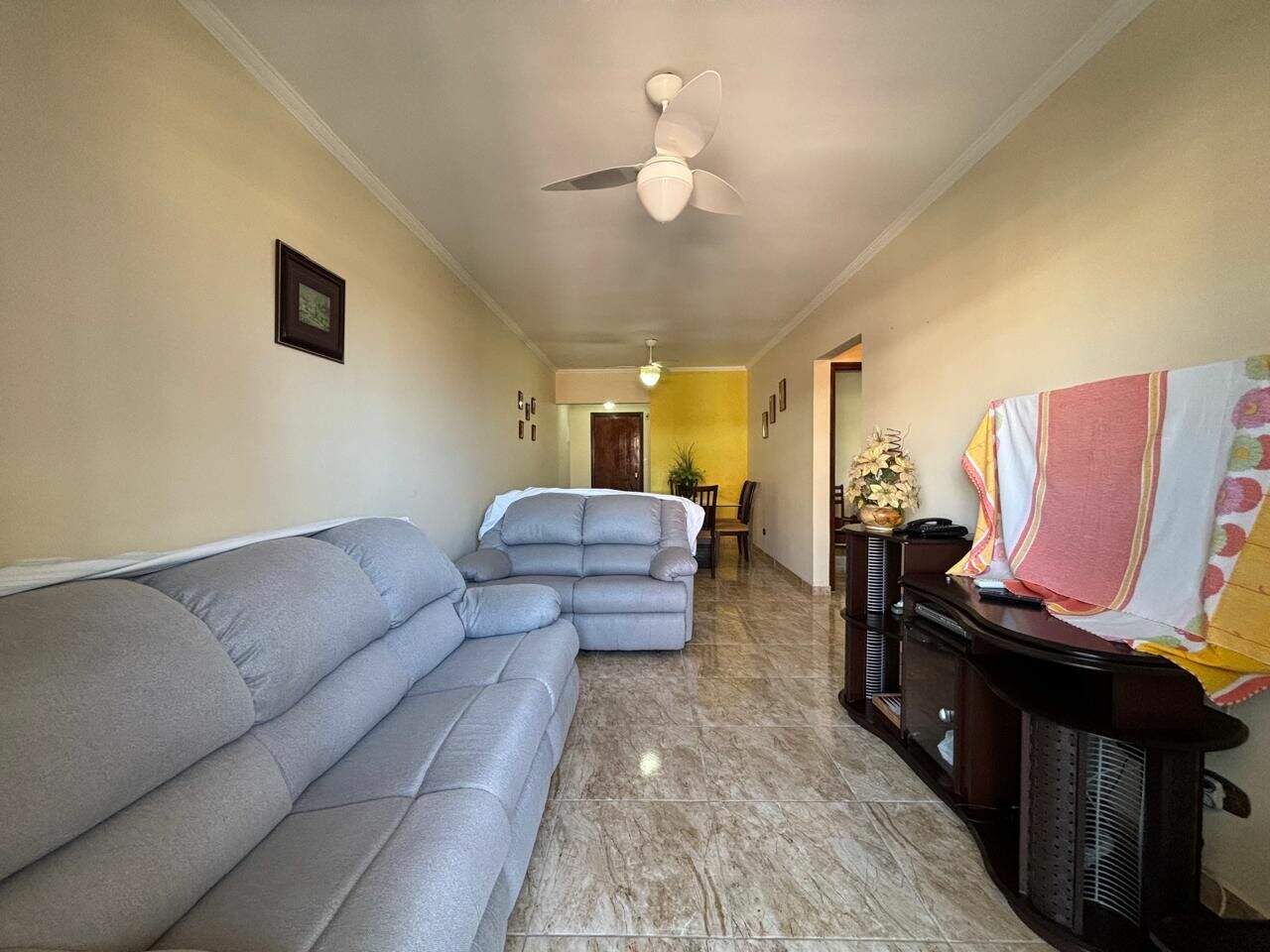 Apartamento à venda no Tupi: 