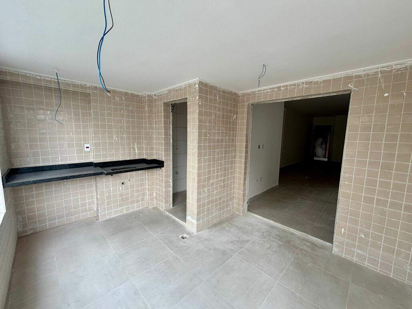 Apartamento à venda no Tupi: 