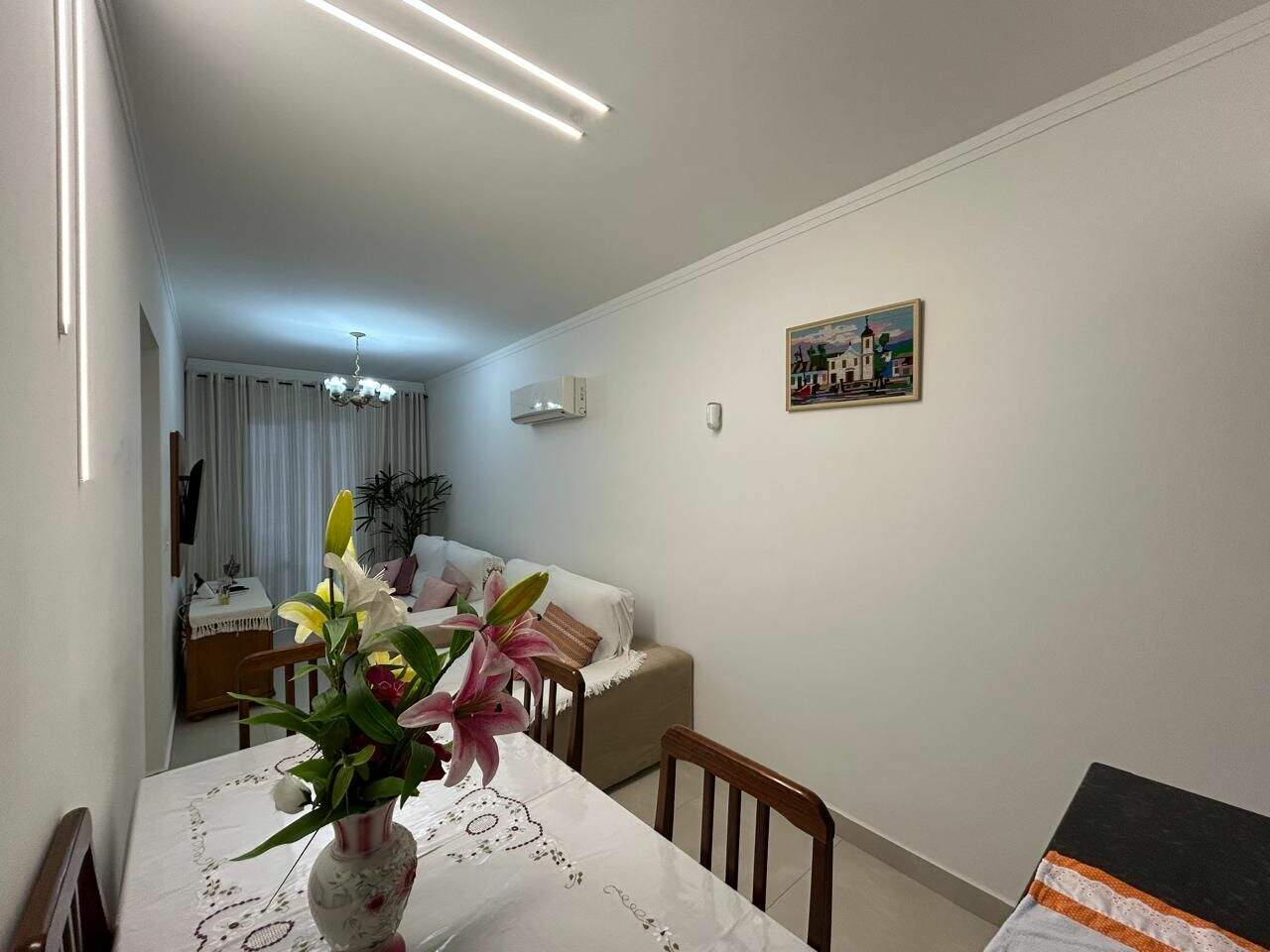 Apartamento à venda no Canto do Forte: 